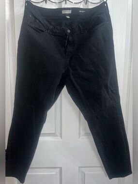 Warp + Weft Black Skinny Jeans - JFK New York City